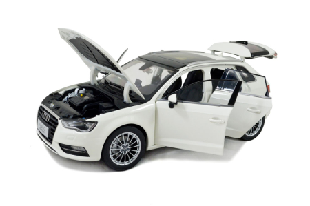 Audi A3 Sportback ホワイト　ミニカー　1/18 Audi A3 Hatchback 1/18 Scale Diecast Model Car Wholesale - Paudi