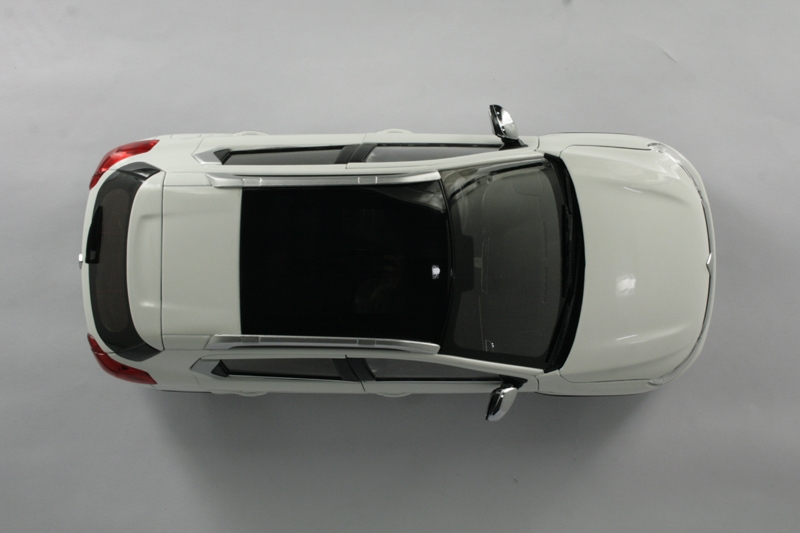 Citroen C3-XR 2014 1/18 Scale Diecast Model Car - Image 3