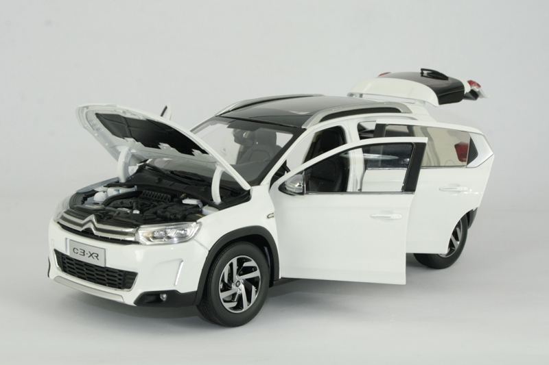 Citroen C3-XR 2014 1/18 Scale Diecast Model Car - Image 2