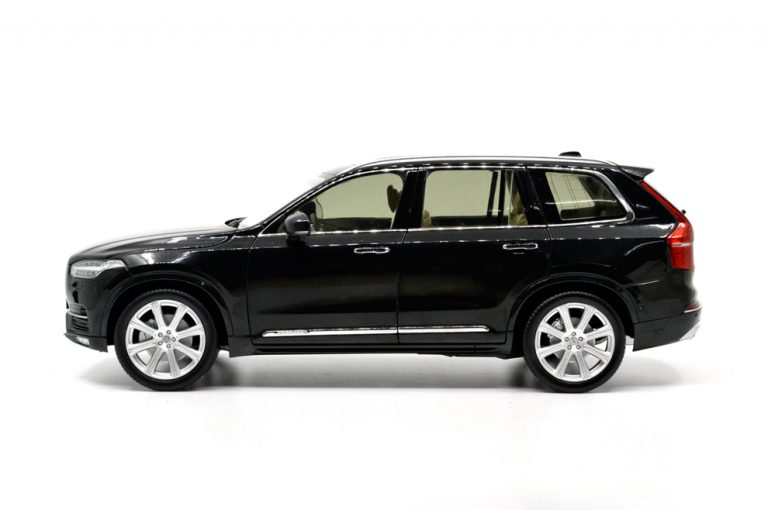 Volvo xc90 1 18
