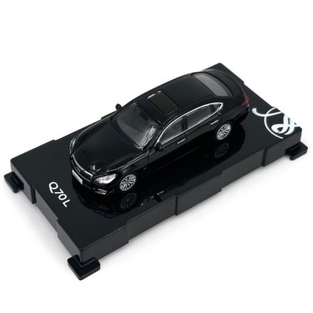 1:64 Scale Infiniti Q70L Detailed Miniature Vehicle Model - Paudi