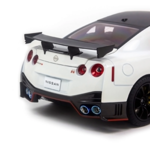 1:18 Nissan GT-R Nismo R35 2022 Detailed Diecast Model Car