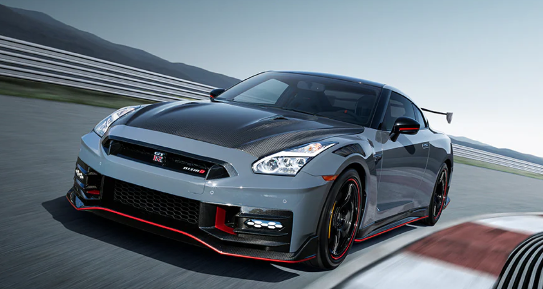 JDM Die Casting Collectors Must Have: PAUDI MODEL 1:18 Nissan GT-R