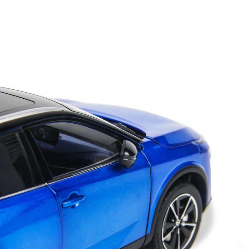 Qashqai_bl_18